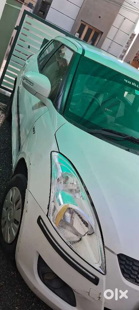 Maruti Suzuki Swift 2013 Well Maintened Goverment Officer Car