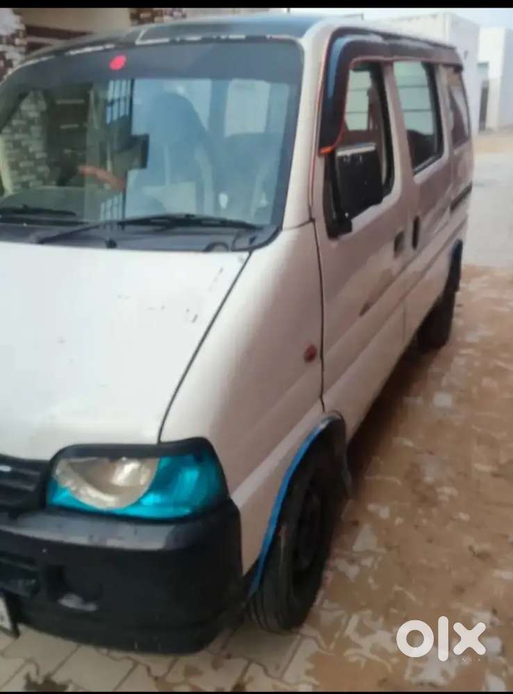 Eeco 5 Seater Cng Patrol New Tyre Owner First Car