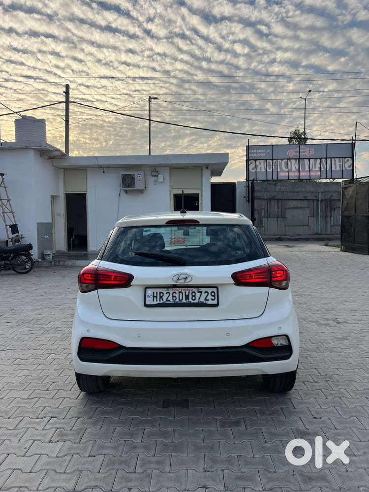 Hyundai Elite I20 Asta (o) 1.2 Ivt, 2019, Petrol