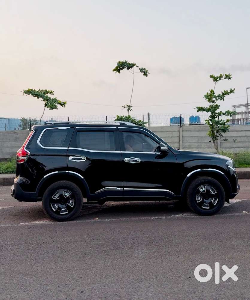 Mahindra Scorpio N Z2 Diesel Mt 7 Str (e), 2025