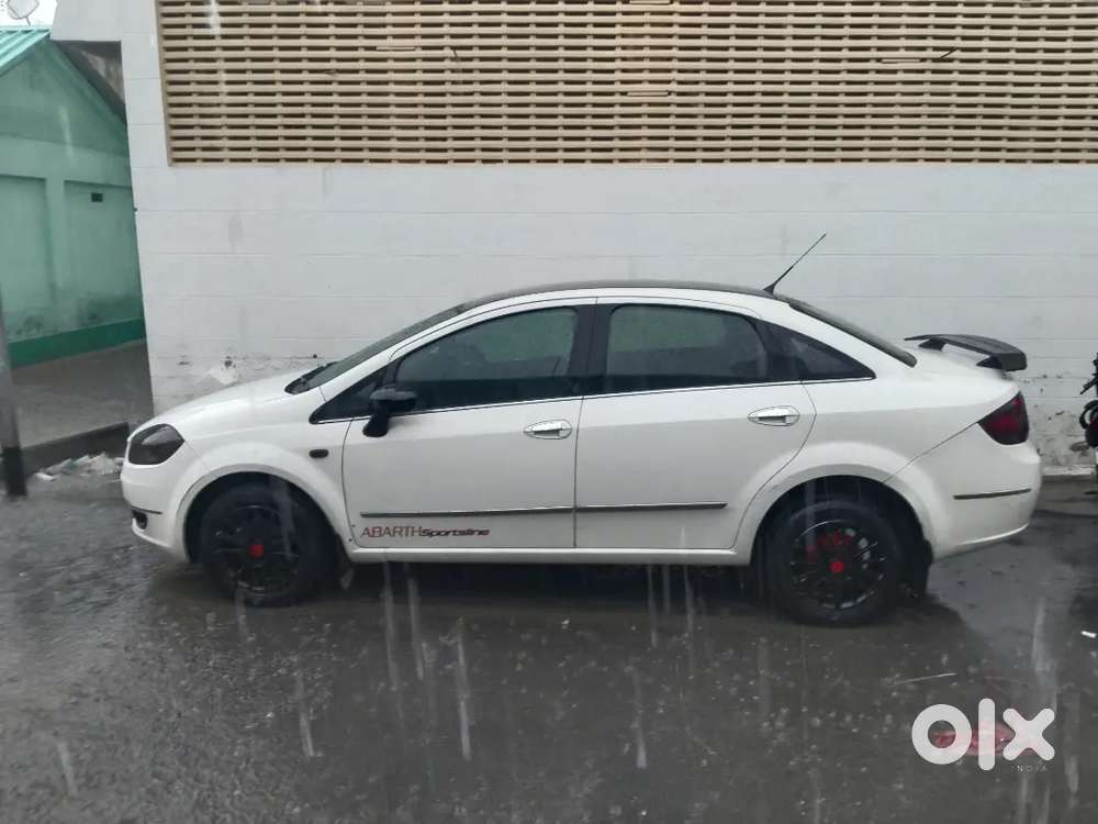Fiat Linea ( Emotion Pack )