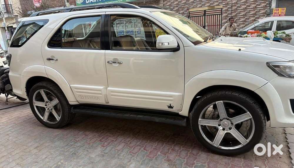 Toyota Fortuner 4x4 Mt 2.8 Diesel, 2013, Diesel