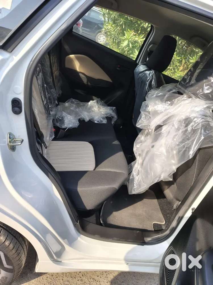 Toyota Glanza 1.2 Petrol 2026