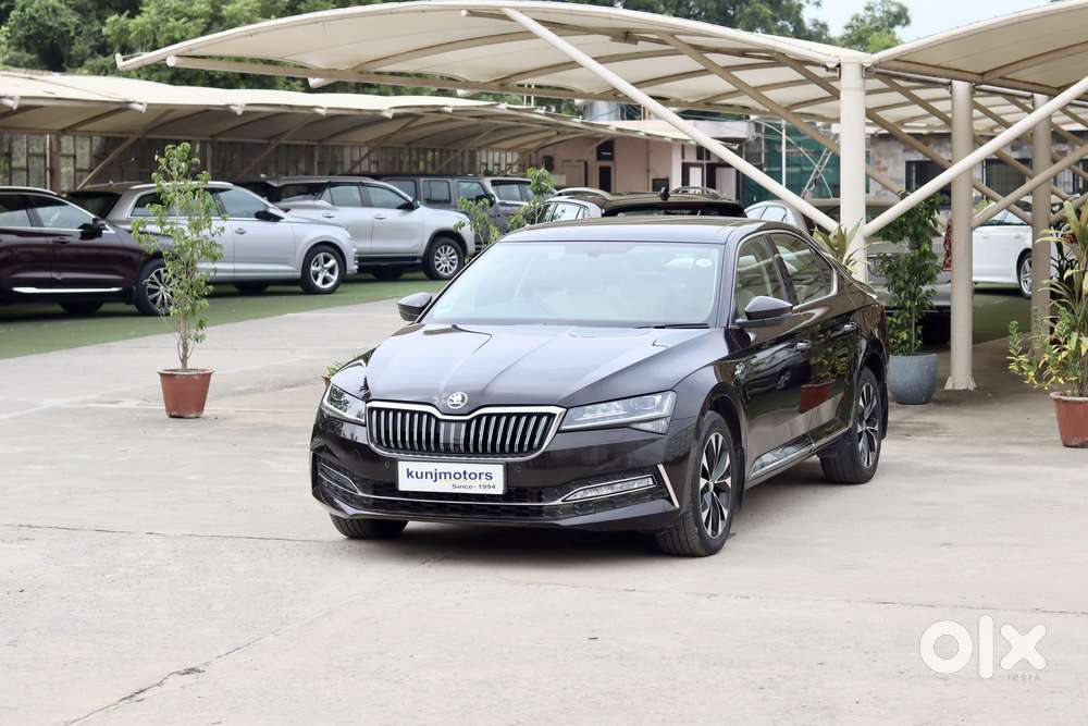 Skoda Superb 2.0 L&k Tsi At, 2021, Petrol