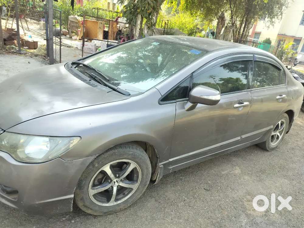 Honda Civic 2011 Cng & Petrol 65000 Km Driven, Sunroof,all Tyre New