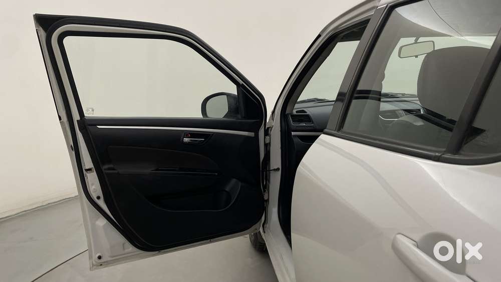 Maruti Suzuki Swift Vvt Vxi, 2016, Petrol