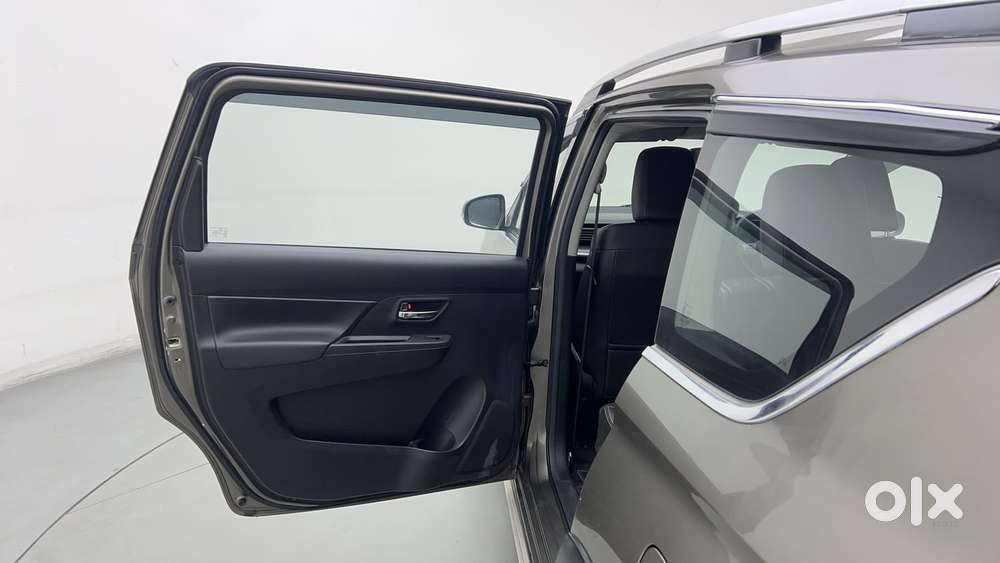 Maruti Suzuki Xl6 1.5 Alpha At, 2021, Petrol