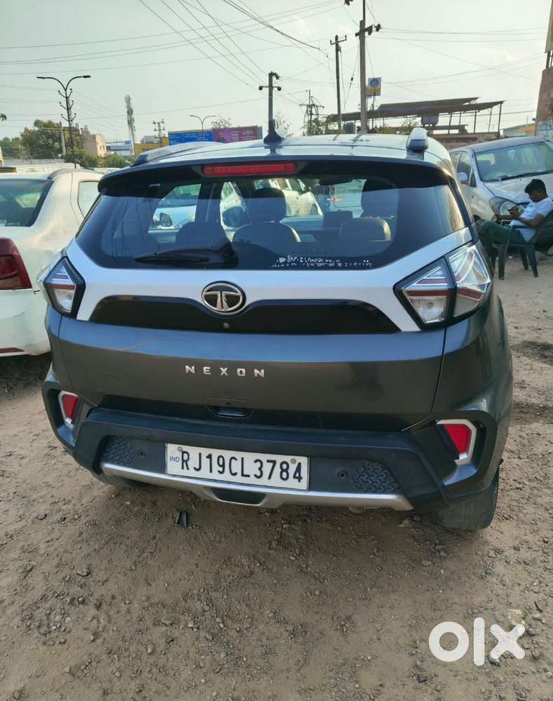 Tata Nexon Petrol Well Maintained