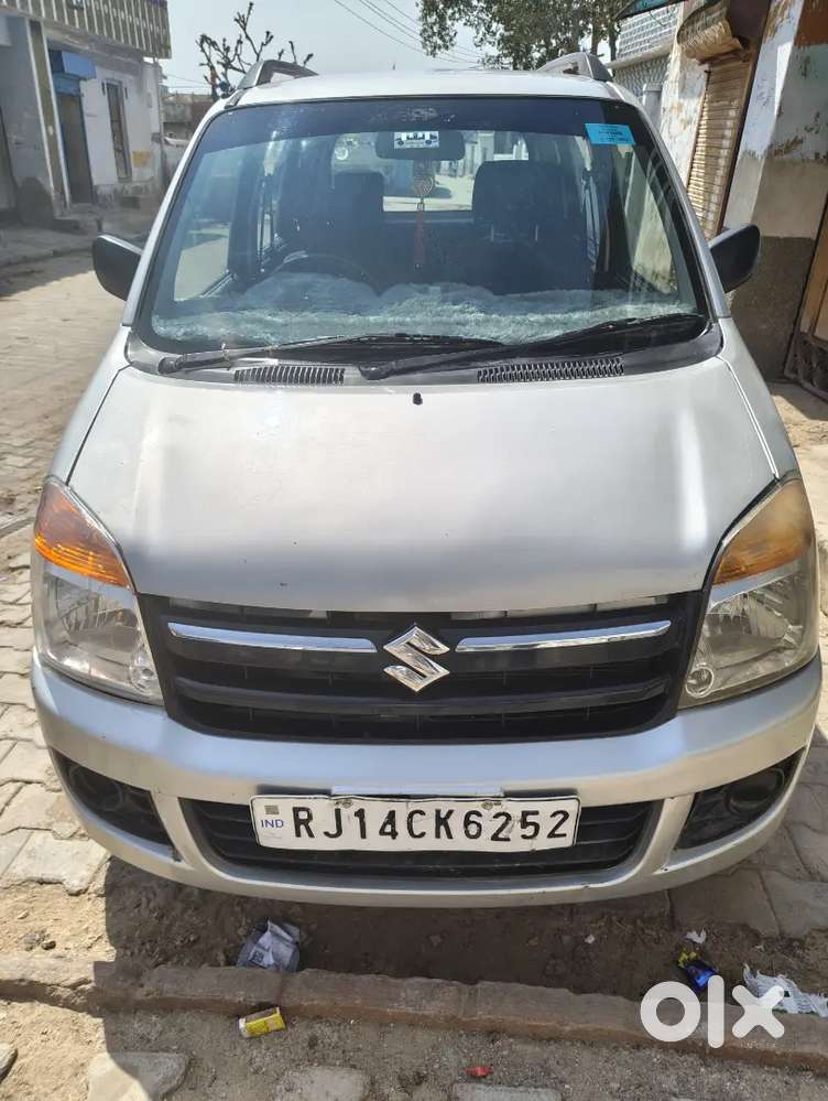 गुड कंडीशन में हे चारों टायर न्यू हे Rc Expired He