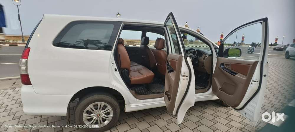 Toyota Innova Diesel 128000 Km Driven