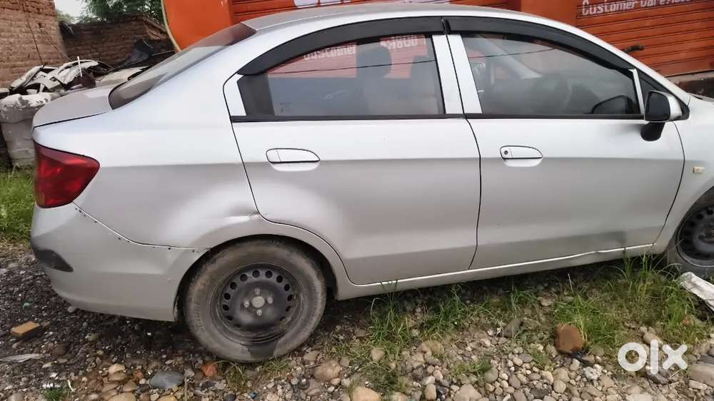 Chevrolet Sail Hatchback 2015