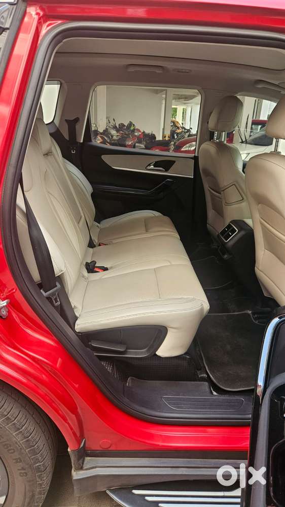 Mahindra Xuv700 2.2 Ax 7 Diesel At Luxury Pack Str, 2023, Diesel