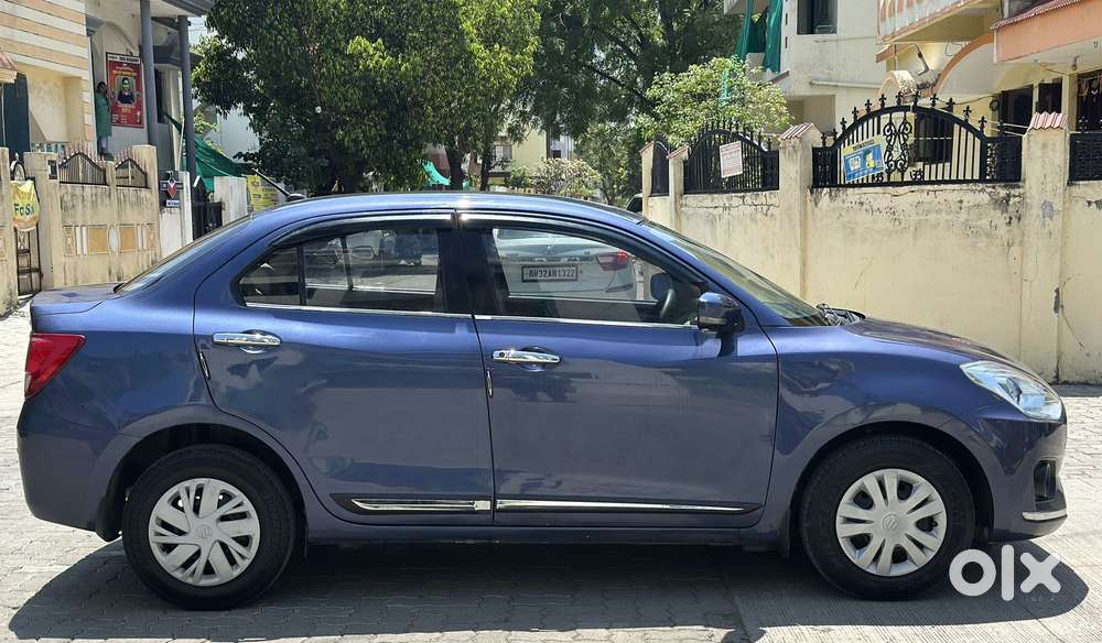 Maruti Suzuki Swift Dzire Vxi Optional, 2018, Petrol