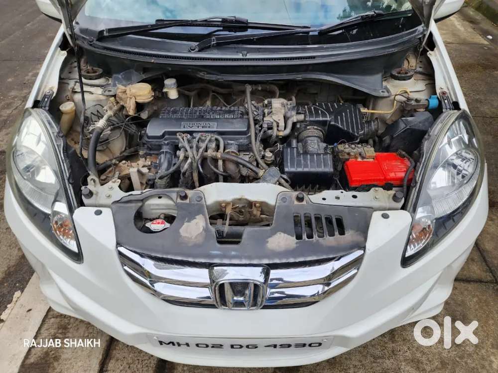 Honda Amaze Smt I-vtec 2013 Pet + Cng At Mulund West Mumbai