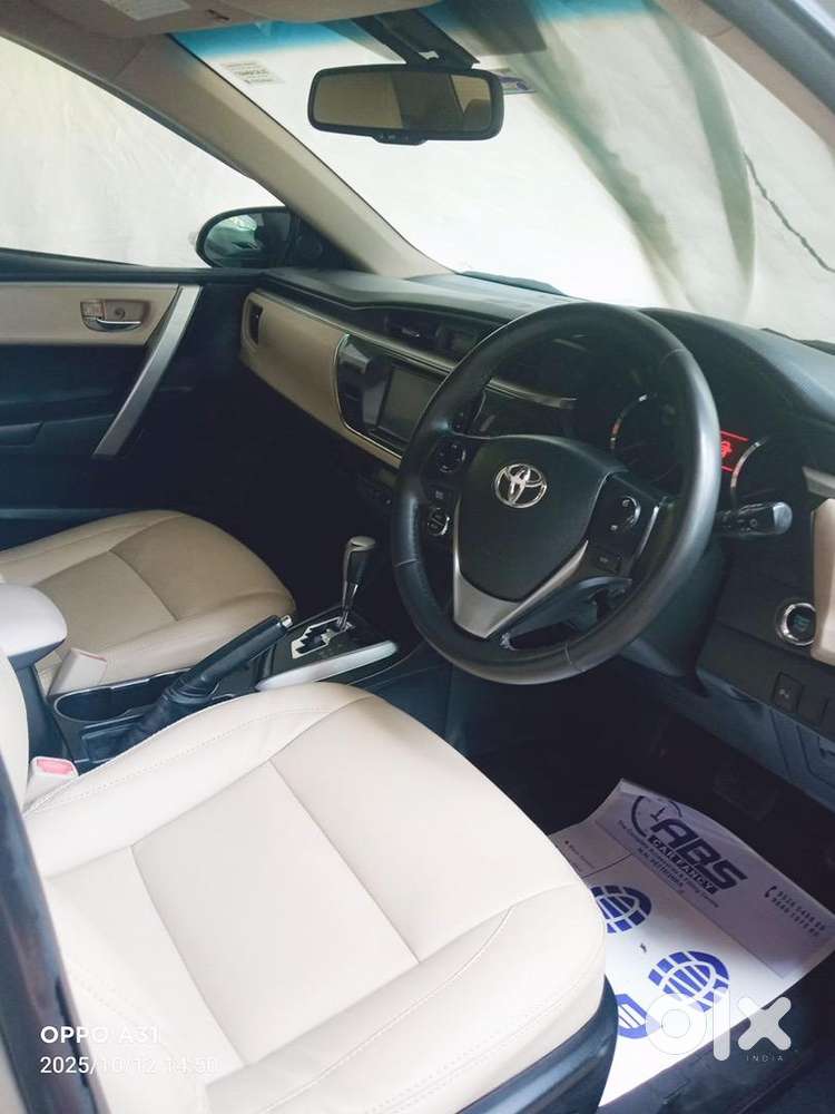 Toyota Corolla Altis 2015
