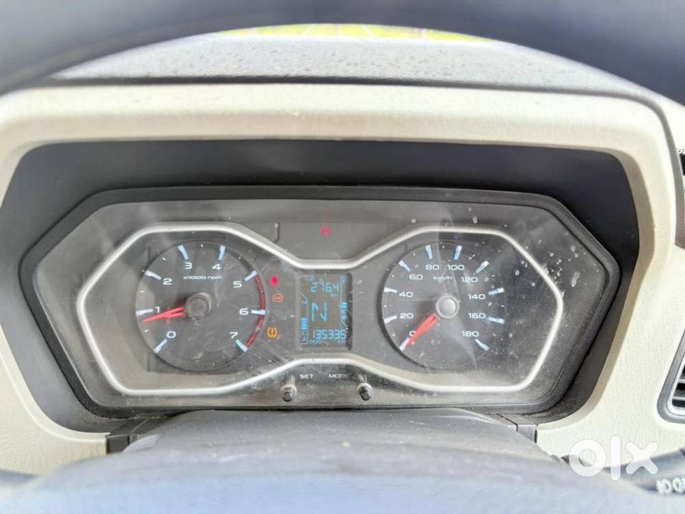 Mahindra Scorpio S10, 2017, Petrol