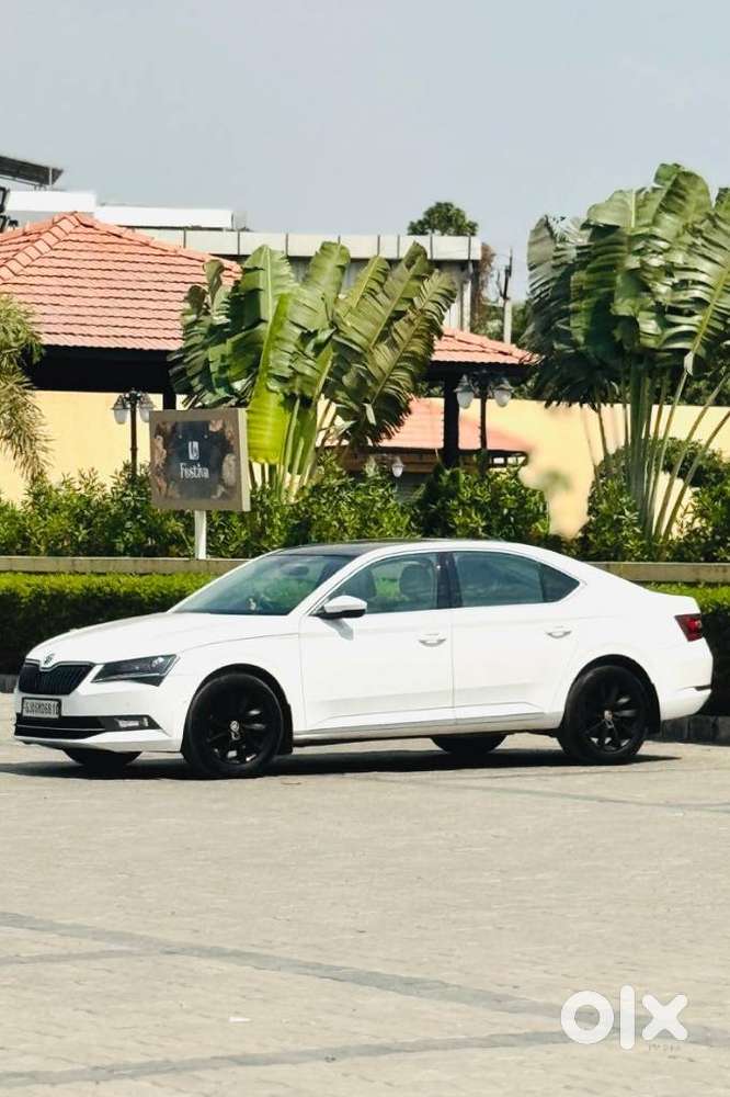 Skoda Superb L&k 2.0 Tdi At, 2018, Diesel