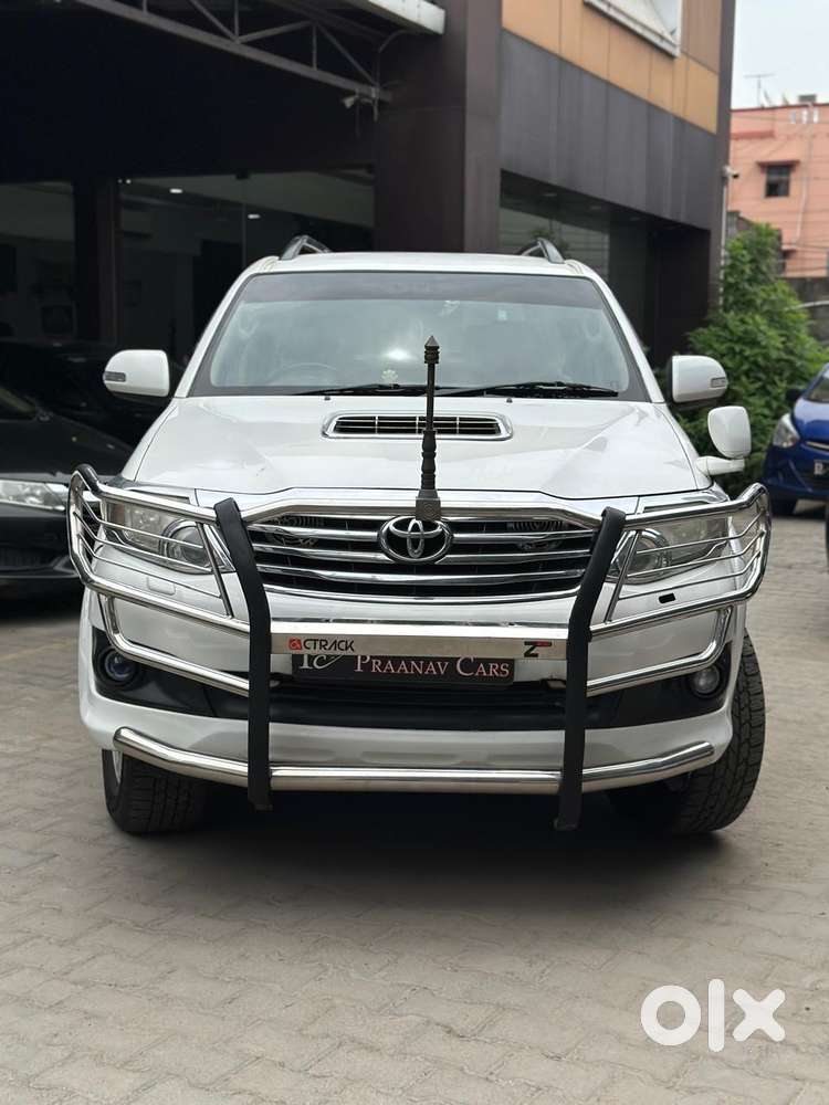 Toyota Fortuner 3.0 4x2 Mt, 2013, Diesel