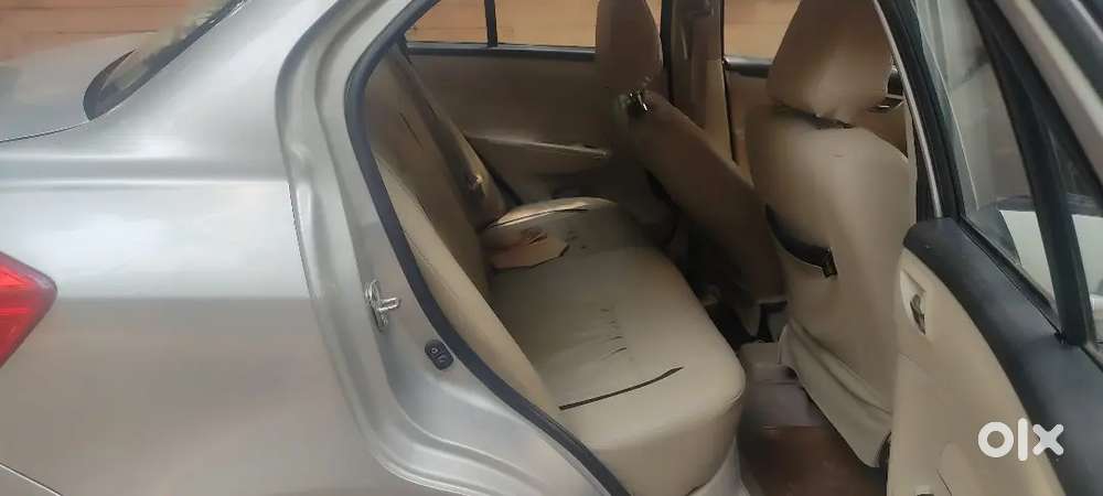 Maruti Suzuki Dzire 2012 Petrol 67800 Km Driven. Highly Mentained