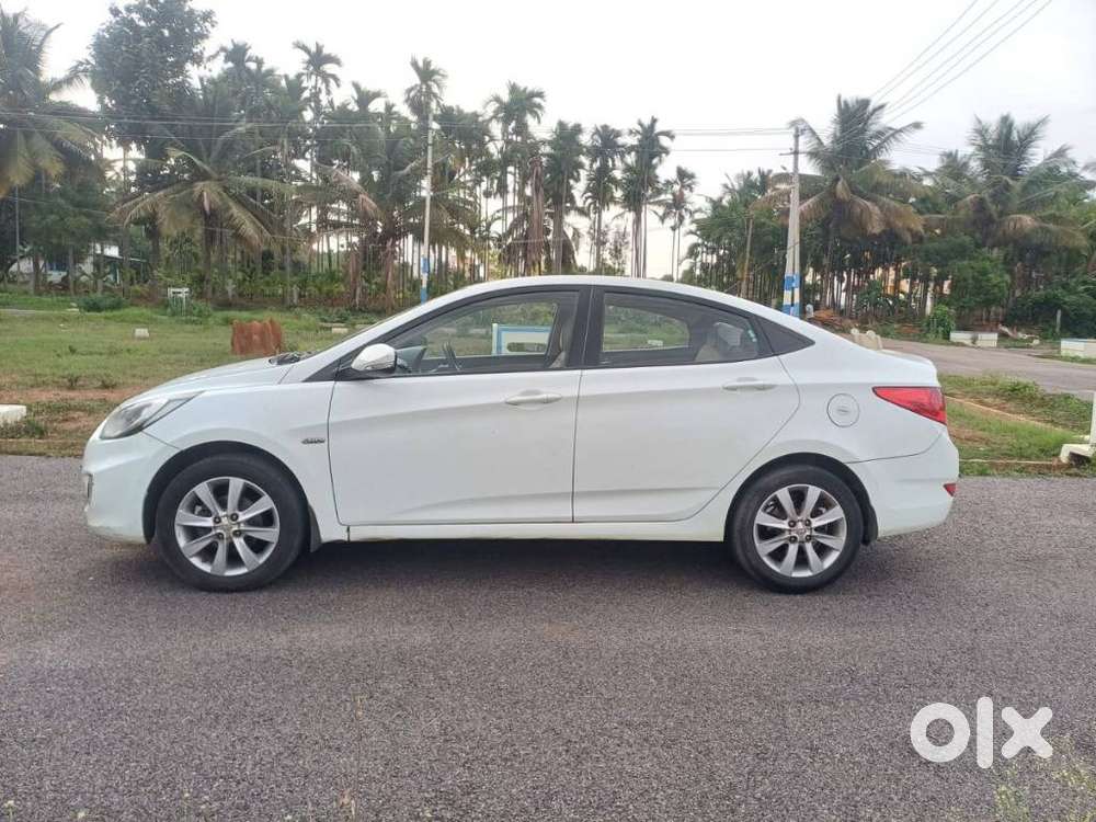 Hyundai Verna 1.6 Sx Crdi (o), 2012, Diesel