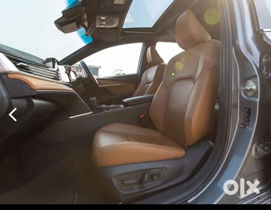 Toyota Camry, 2024, Petrol