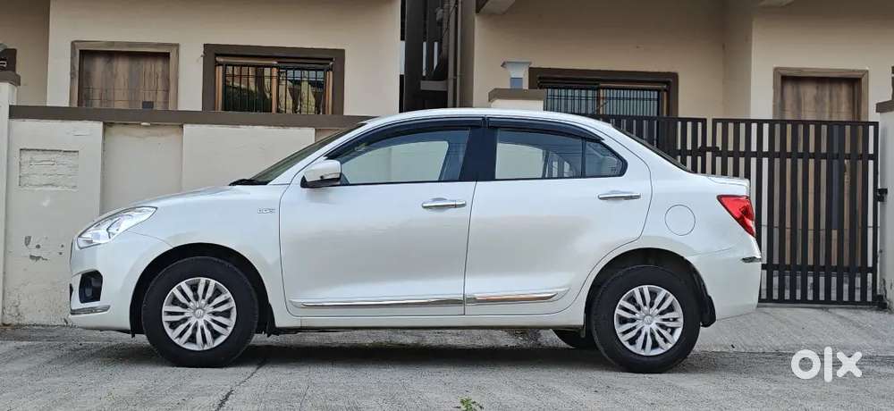 Maruti Suzuki Swift Dzire 2017 Diesel 81000 Km Driven