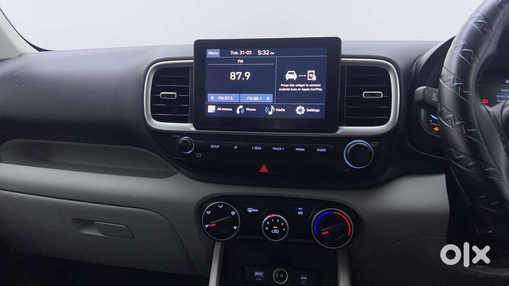 Hyundai Venue S (o) 1.0 Turbo Mt, 2023, Petrol