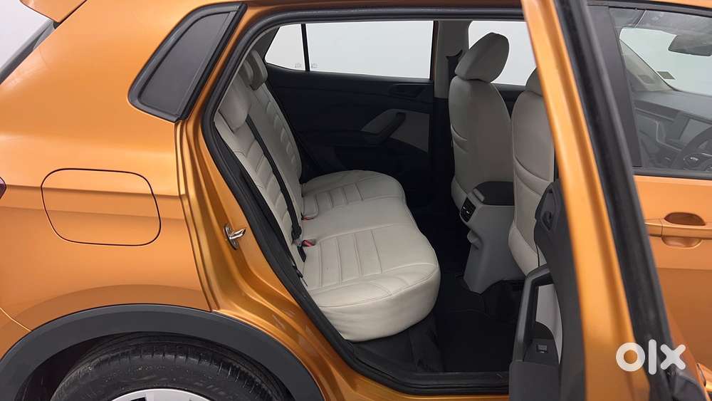Skoda Kushaq Active 1.0 Tsi Mt, 2022, Petrol