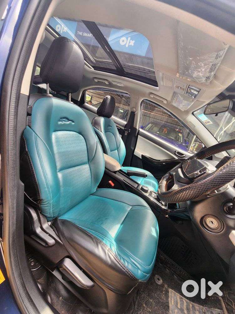 Tata Curvv Pure Plus 1.2 Revotron Petrol 7dca, 2025, Petrol