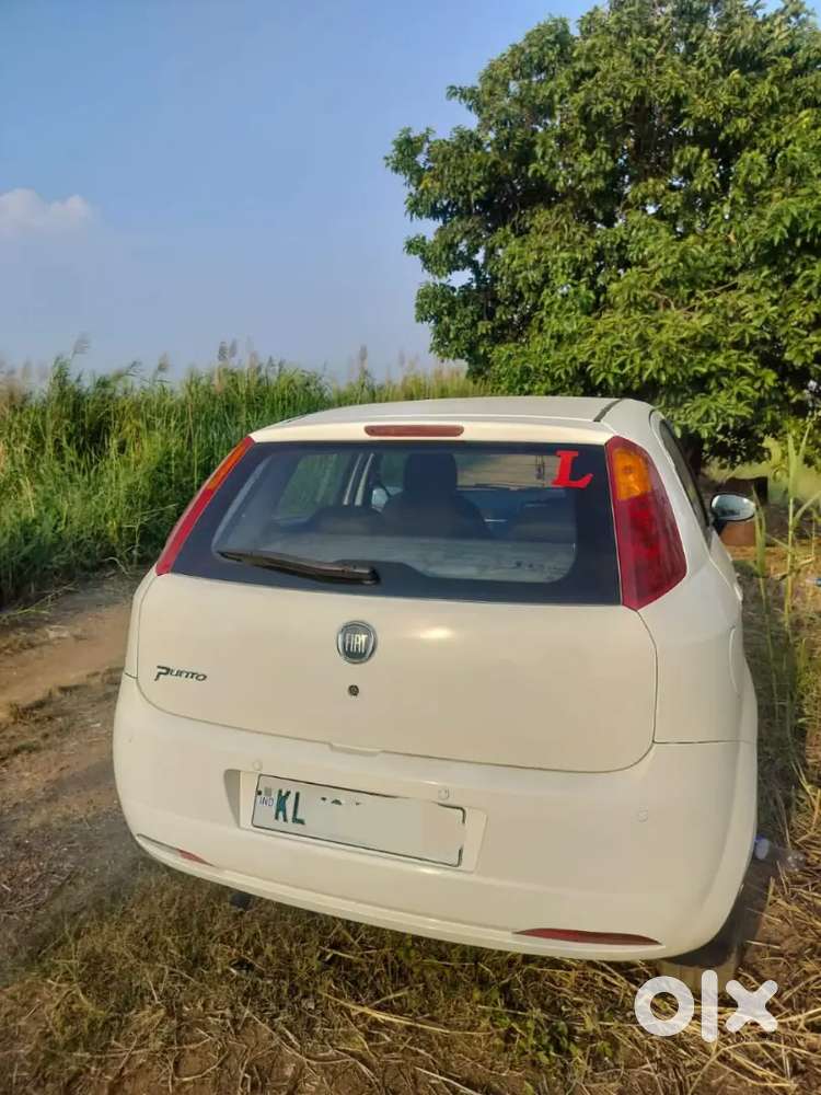 Fiat Grand Punto 2010 Model