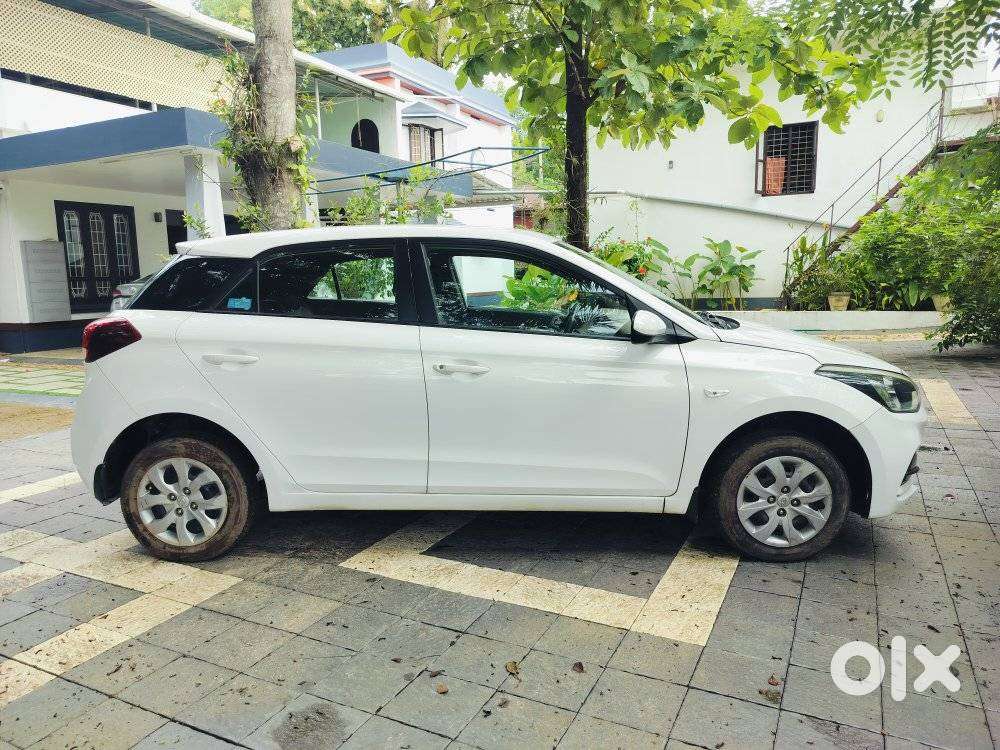 Hyundai I20 Magna 1.2 Mt, 2019, Petrol