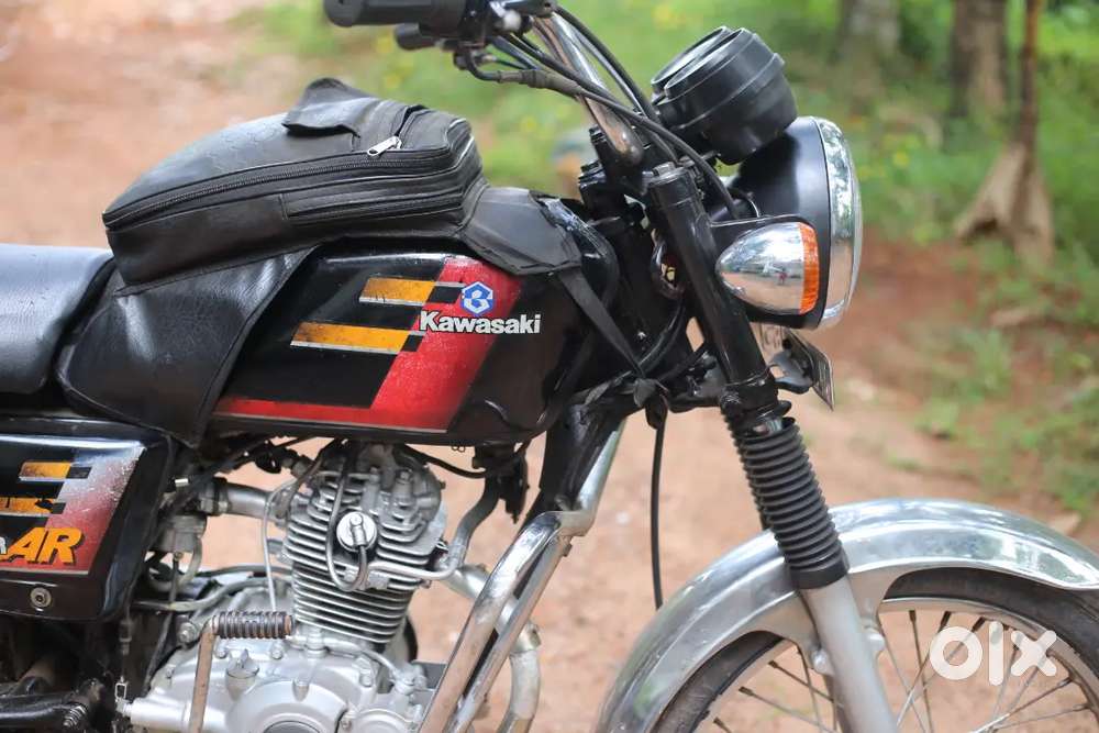 Bajaj boxer old online model olx