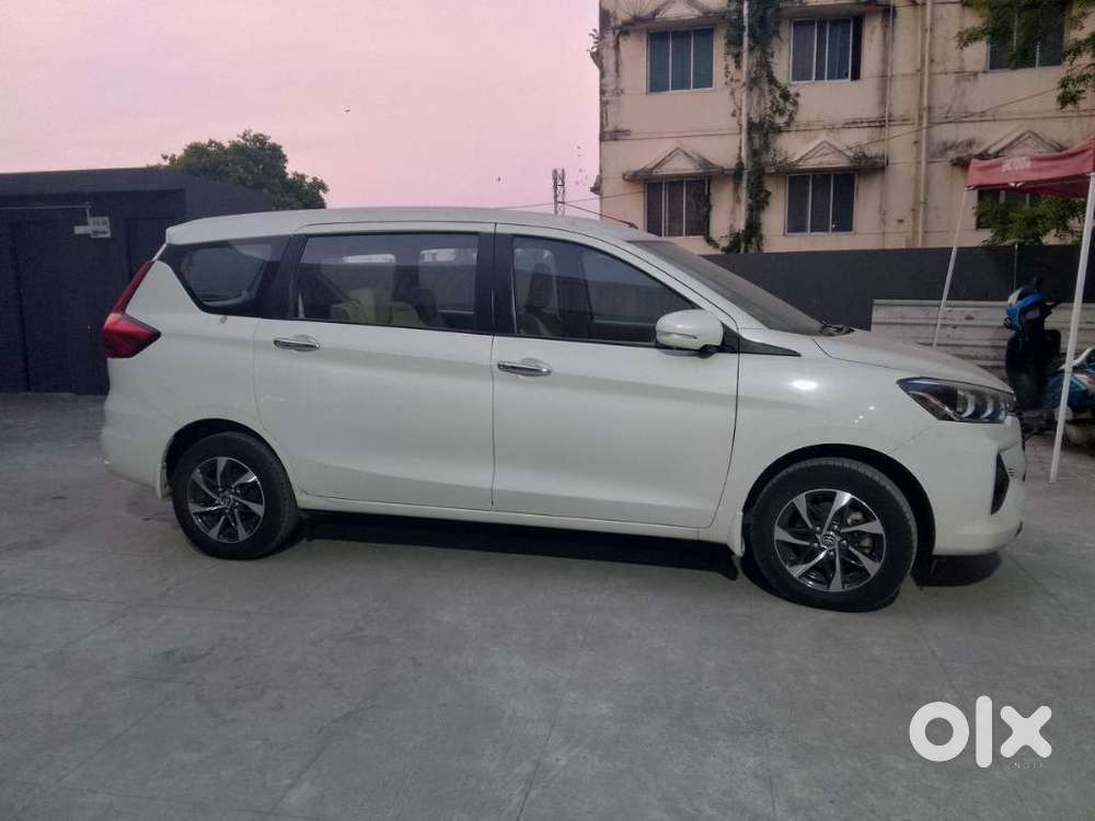 Toyota Rumion V At, 2025, Petrol