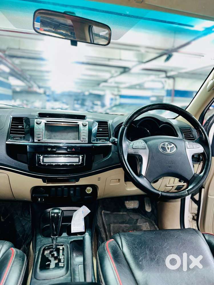 Toyota Fortuner 3.0 4x2 Automatic, 2015, Diesel