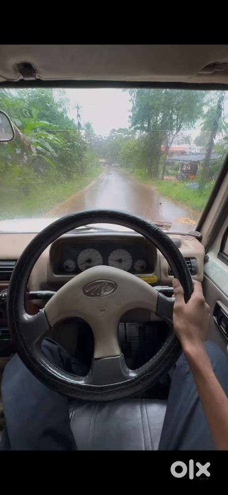 Mahindra Bolero 2011