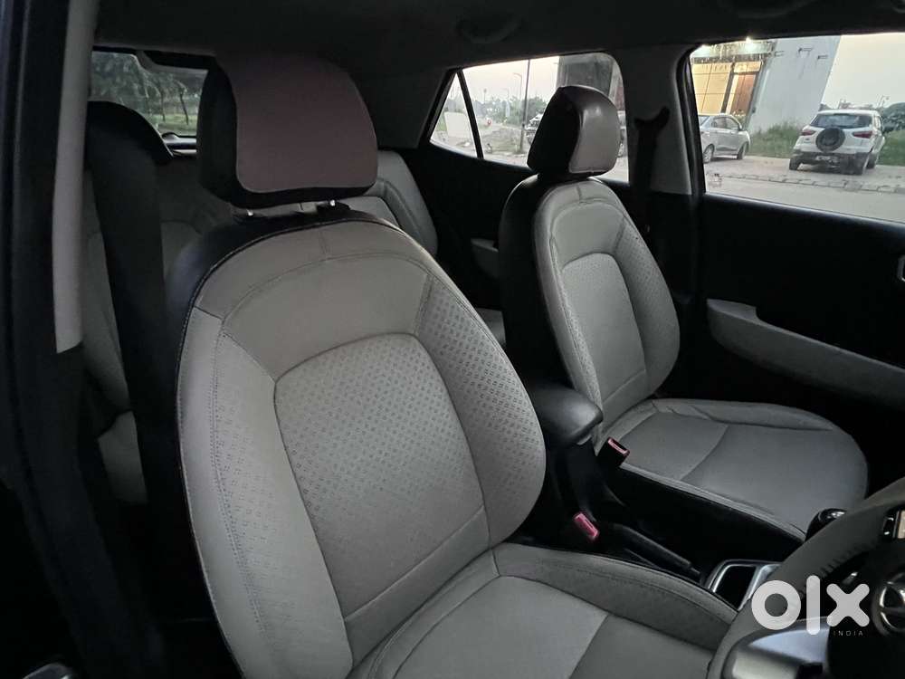 Hyundai Venue 1.0 S (o) Turbo Dct, 2022, Petrol