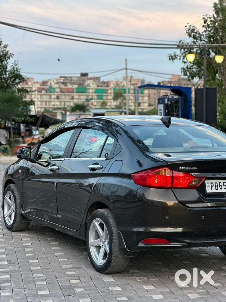 Honda City 2015 Diesel Well Maintained