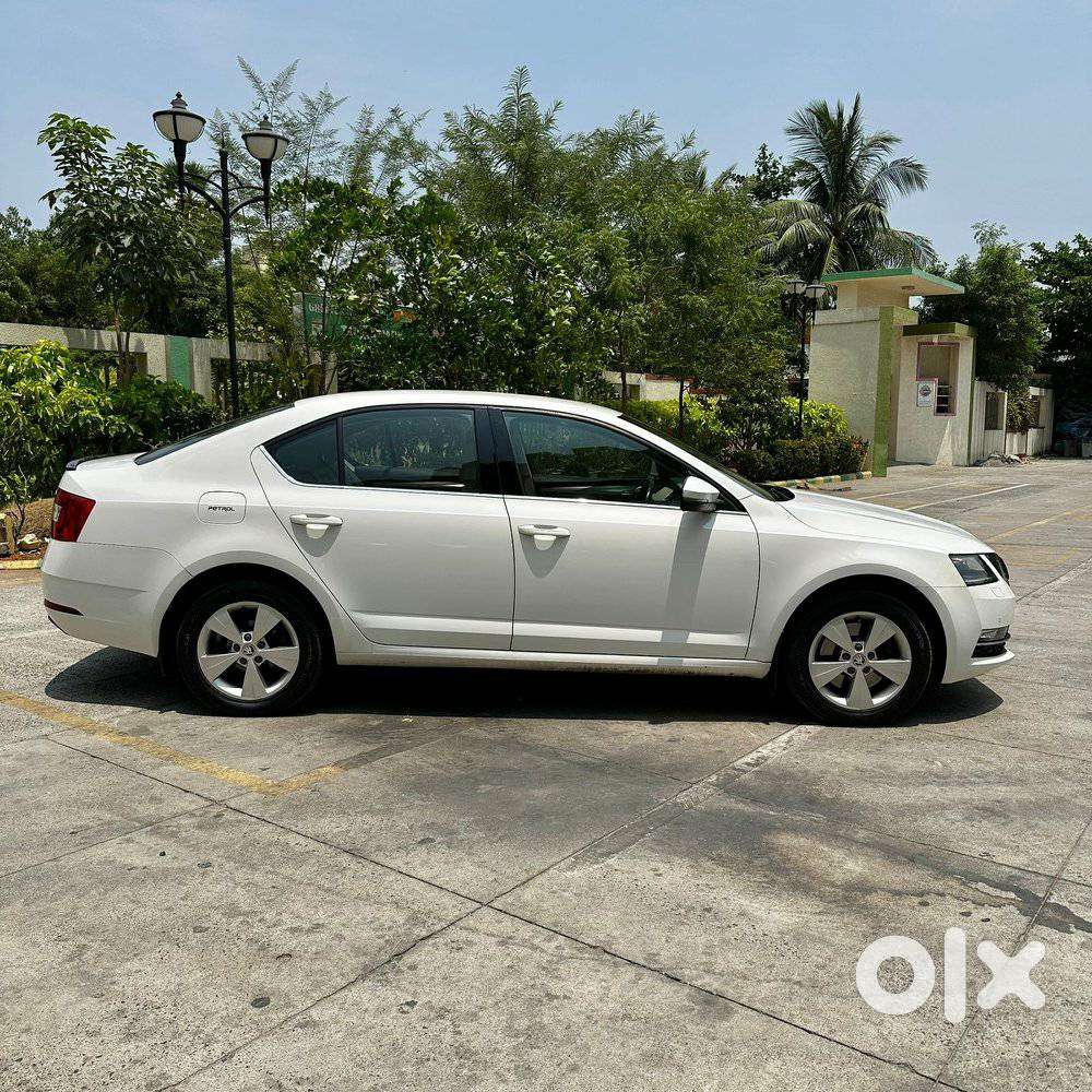 Skoda Octavia 1.8 Tsi At Style, 2018, Petrol