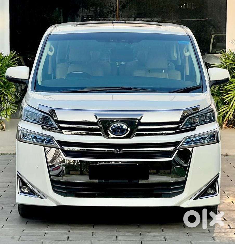Toyota Vellfire 2.5 Hybrid, 2021, Petrol
