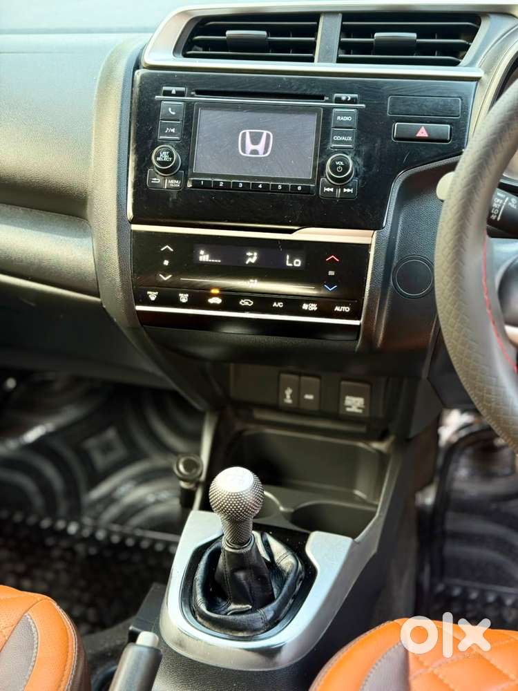 Honda Jazz V Mt Privilege, 2019, Petrol