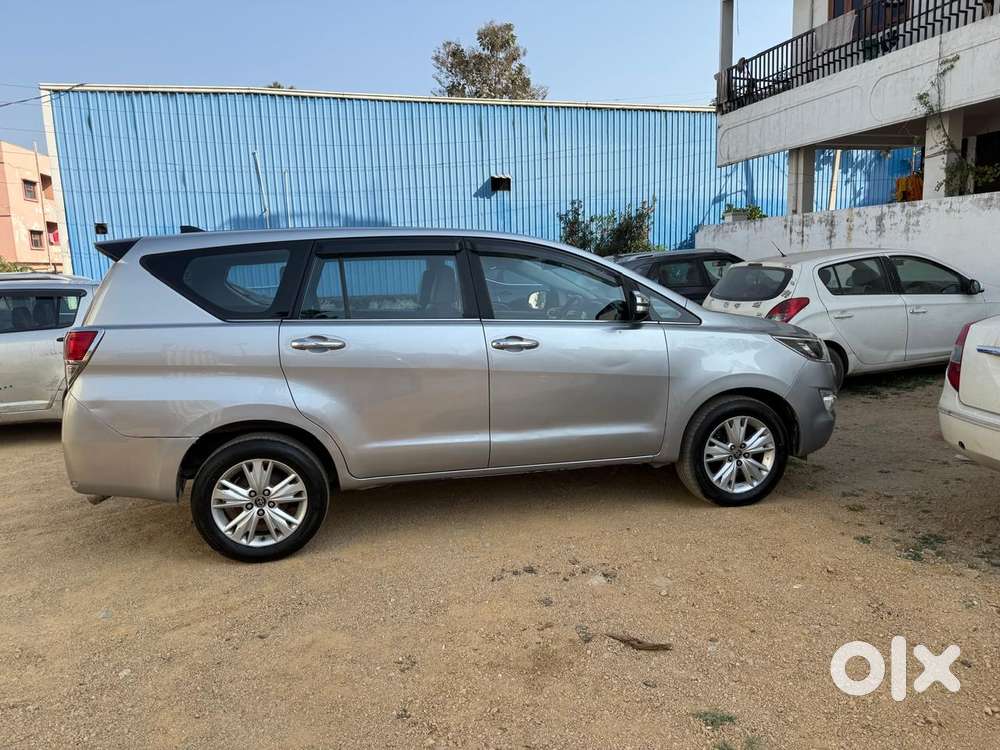 Toyota Innova Crysta 2.8 Zx At, 2016, Diesel