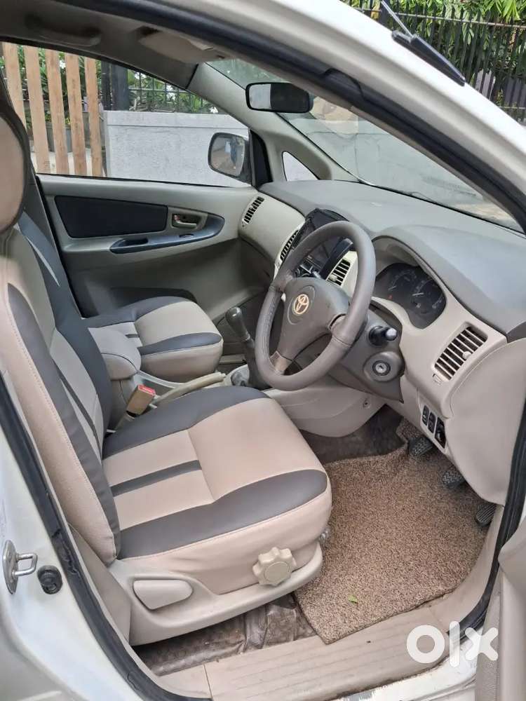 Toyota Innova 2.5g 2012 Diesel Manual