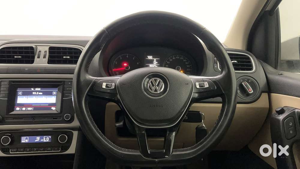 Volkswagen Polo 2009-2013 Petrol Highline 1.2l, 2016, Petrol