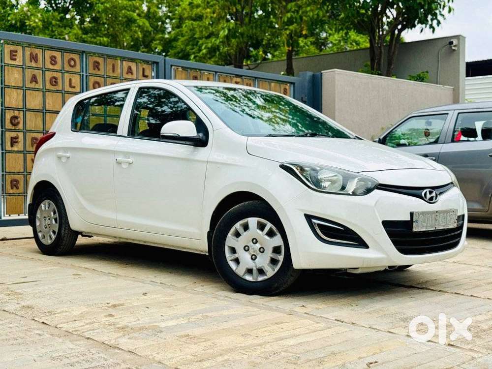 Hyundai I20 Magna Optional 1.2, 2013, Petrol