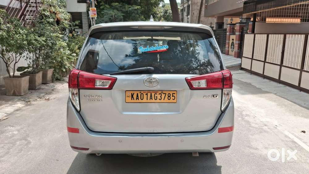 Toyota Innova Crysta 2.4 Gx Mt 8s, 2016, Diesel