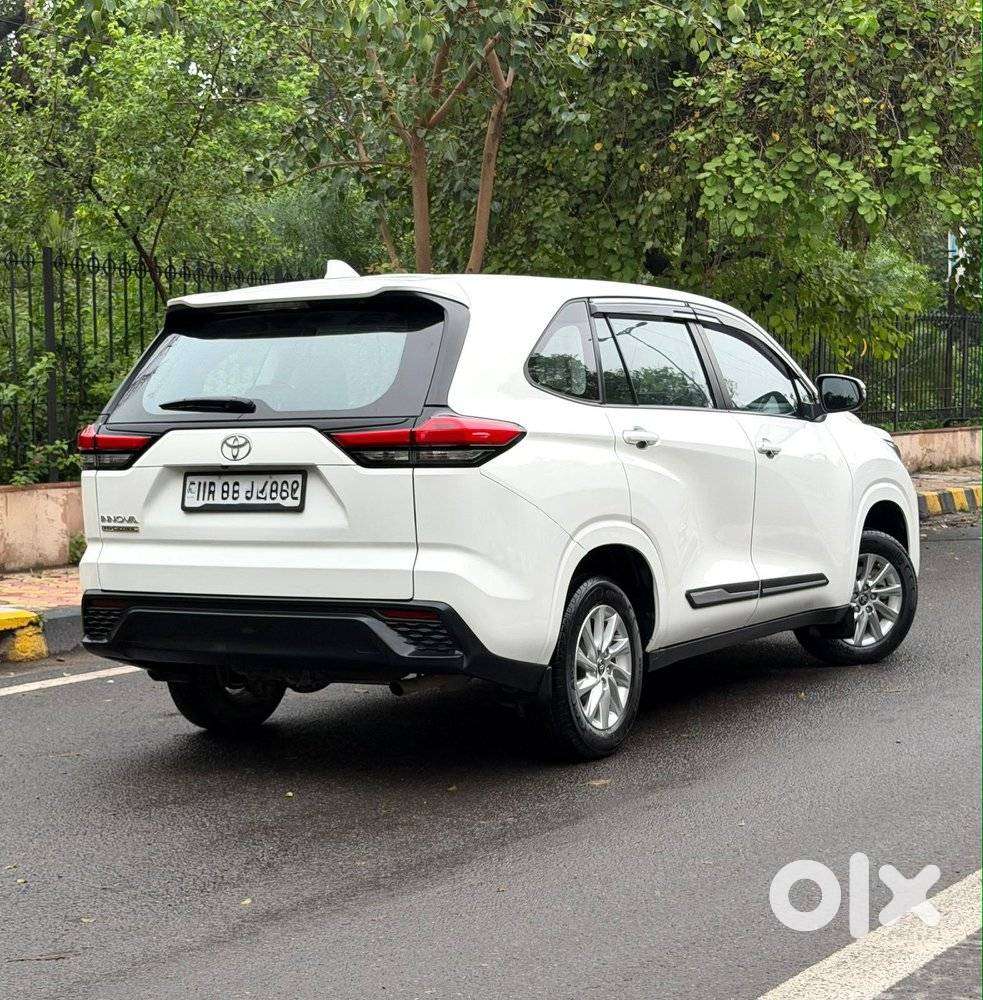 Toyota Innova Hycross 2.0 Gx 7 Str, 2023, Petrol