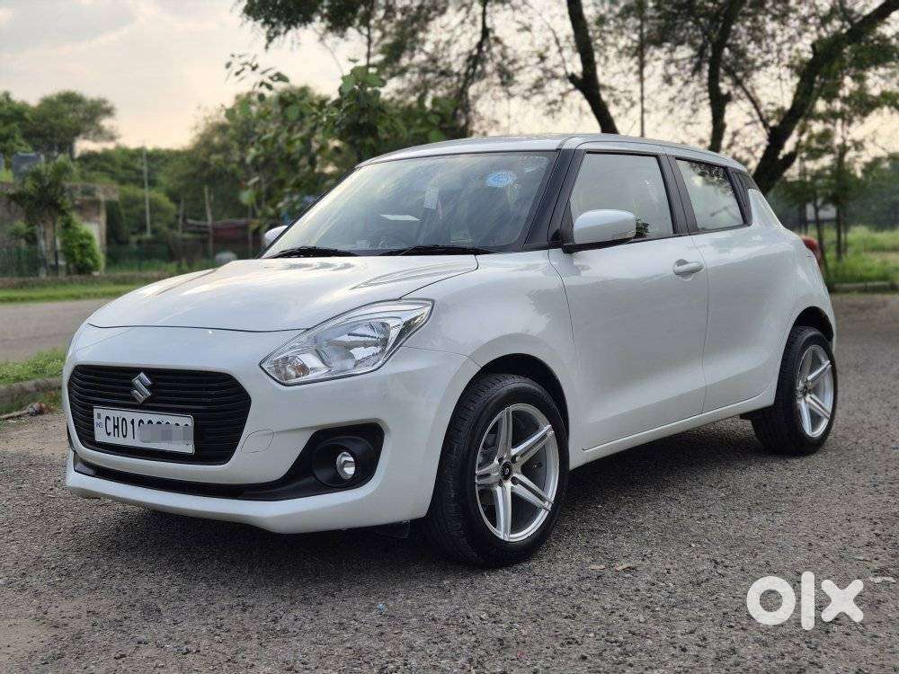 Maruti Suzuki Swift Vxi + Manual, 2020, Petrol