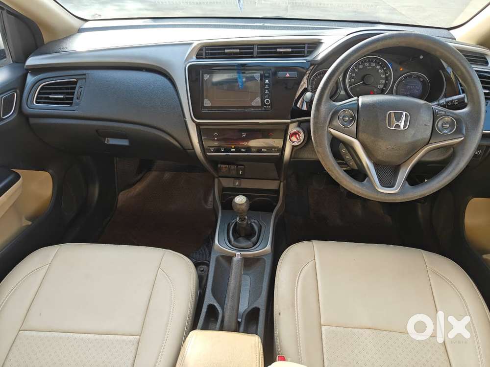Honda City I-vtec V, 2018, Petrol