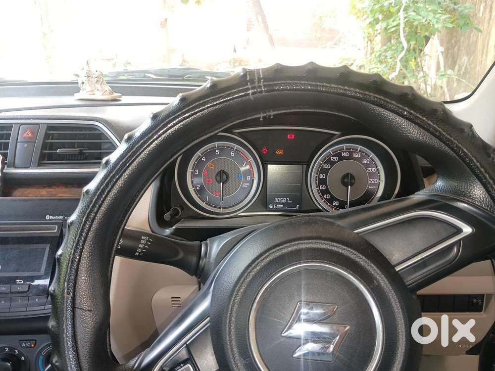 Maruti Suzuki Dzire 2017 Petrol Well Maintained