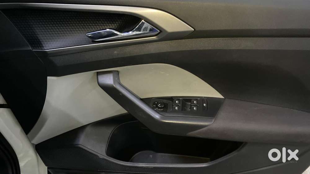 Skoda Kushaq 1.0 Tsi Ambition, 2022, Petrol